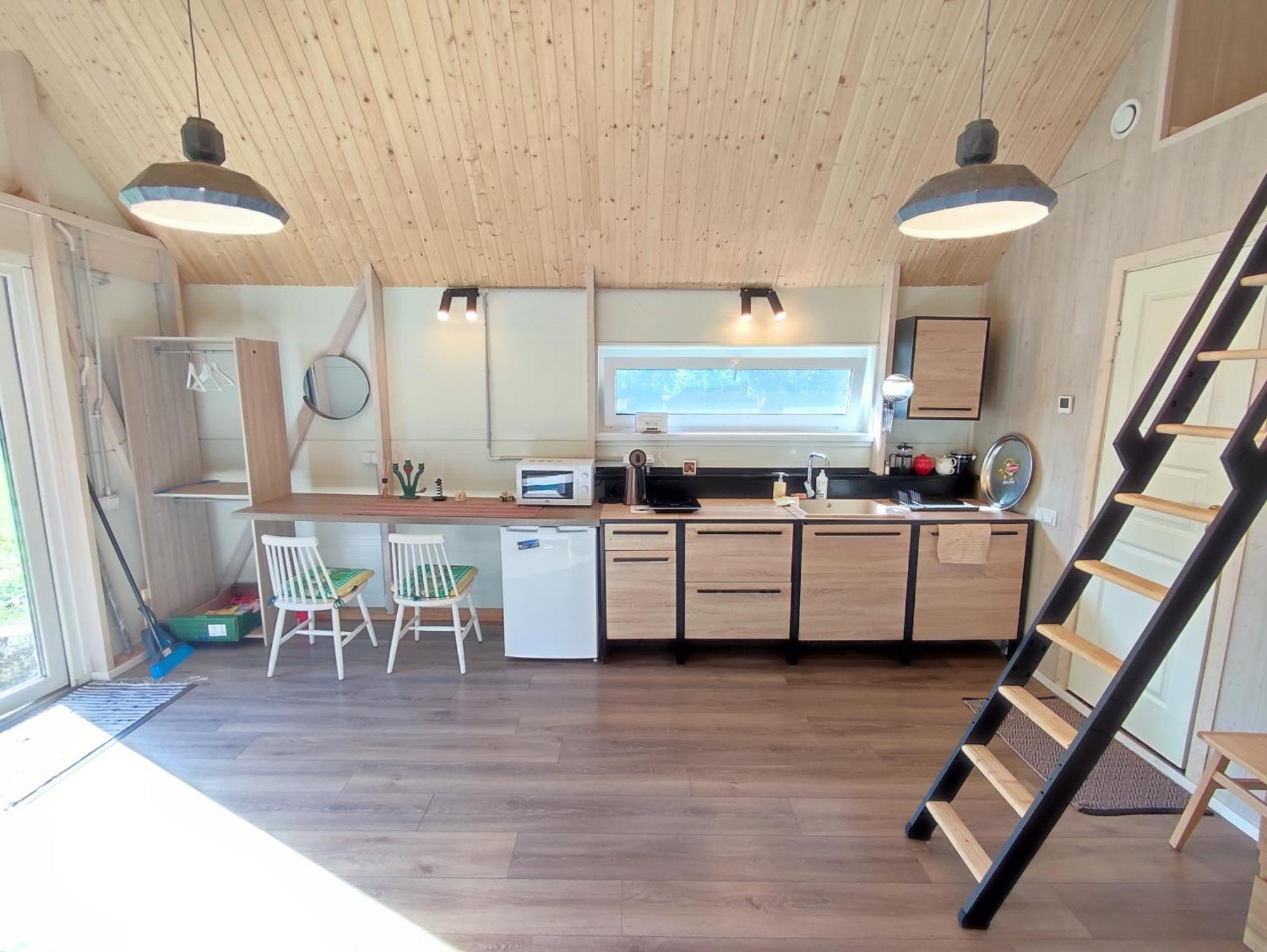 Modern Sauna Cabin In Horse Ranch Liyeplauke Exterior foto